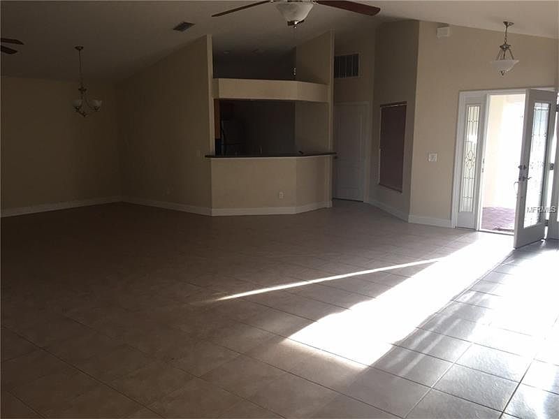 2nd image of 3000 Richmond Dr