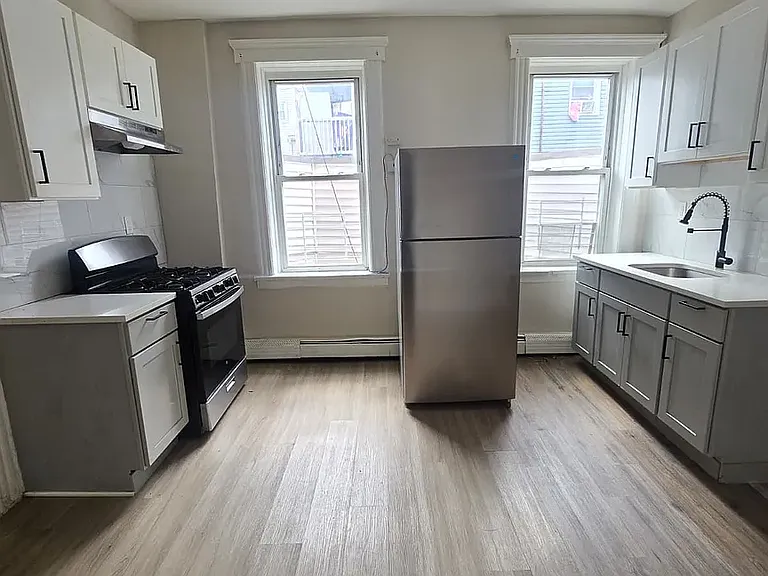 474 River St #2C — Photo 7
