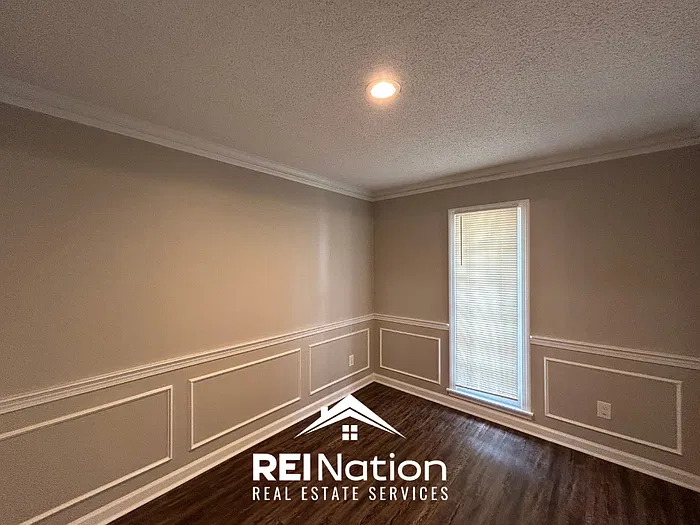 3 bed, 2.0 bath, 2074 sqft, $2,475 — Photo 4