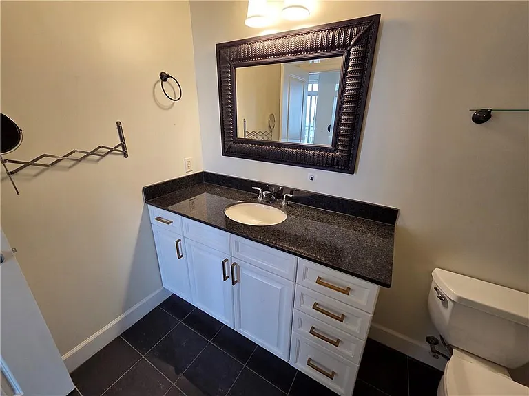 325 E Paces Ferry Rd NE #2104 — Photo 11