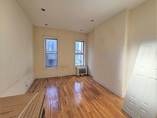 1st image of 26 7th Ave S #5Z