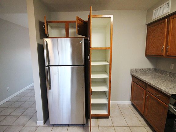 3rd image of 4227 E Saint Catherine Ave