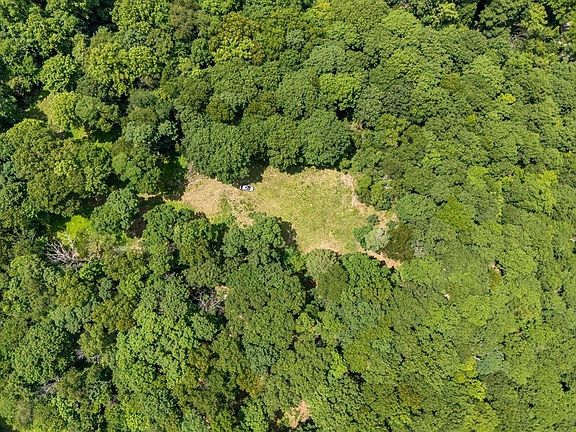 4th image of 19-20 21 Hidden Hill Rd