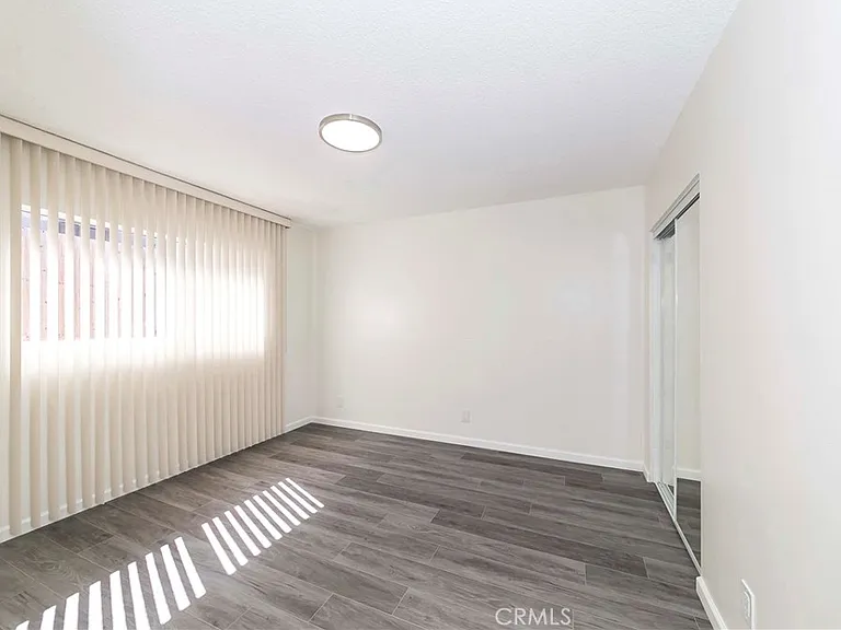 4610 Rockbluff Dr — Photo 15