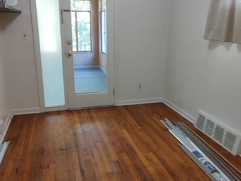 2012 Dexter Ave — Photo 13