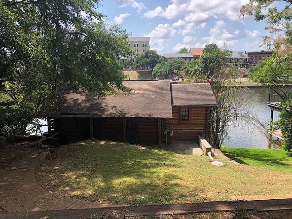 2nd image of 614 Williams Ave