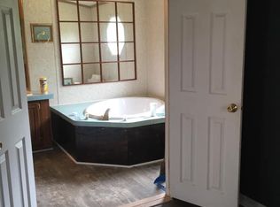 1733 Rhodes Community Rd, Darlington, SC 29540