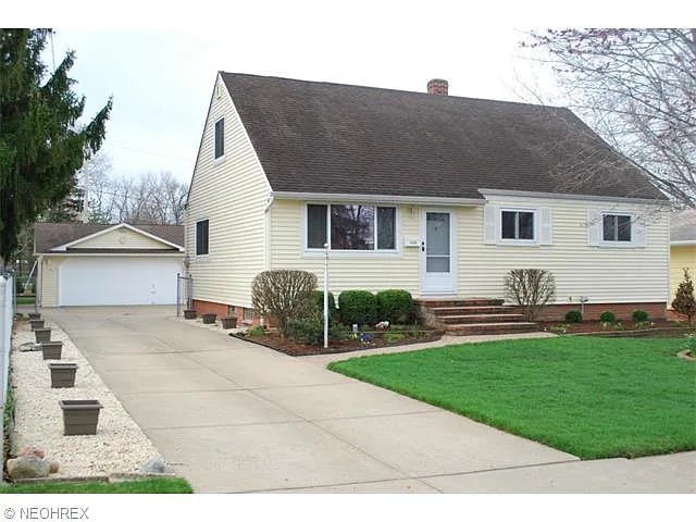 10705 Bobko Blvd photo 1