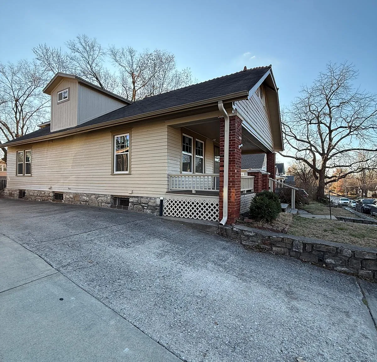 3 bed, 3500 sqft, $3,450 — Photo 3