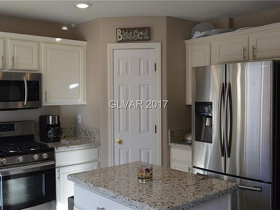 4th image of 10316 Crest Village Ct