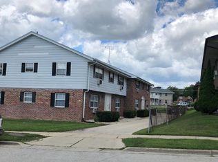 320 Sentinel Dr, Waukesha, WI 53189