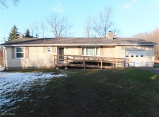 5641 King Graves Rd, Fowler, OH 44418