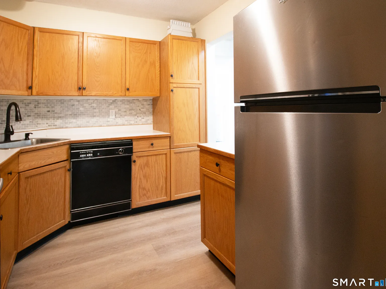 3 bed, 2.5 bath, 1567 sqft, $3,000 — Photo 3