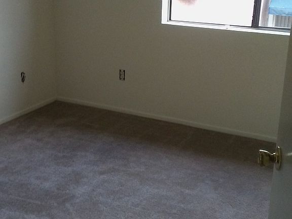 4th image of 1915 Vassar St APT 208