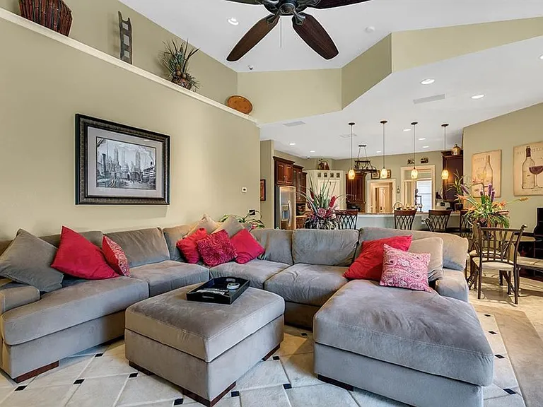3856 Hunters Isle Dr — Photo 11