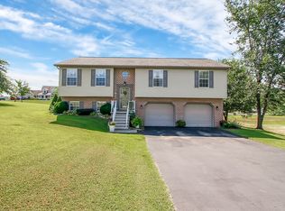 45 Hunter Cir, Abbottstown, PA 17301