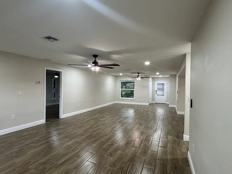 7409 Lake Forest Cir — Photo 28