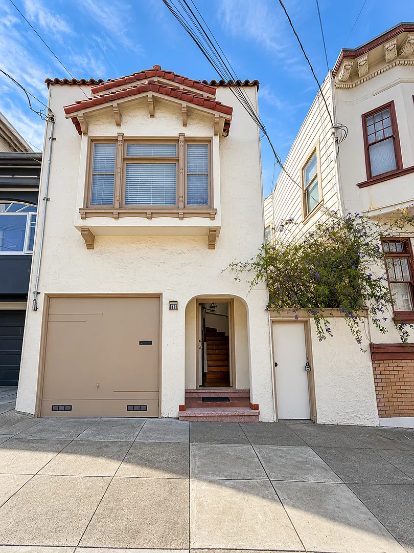 # Bright 1-Bedroom with Garage & Central Heat in the Richmond — Photo 2