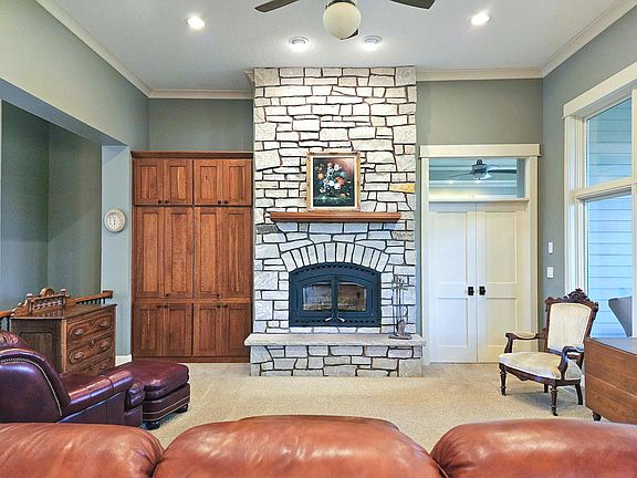 5th image of 14183 Thomson Rd