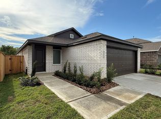 9019 Rose Pelican Ln, Baytown, TX 77521