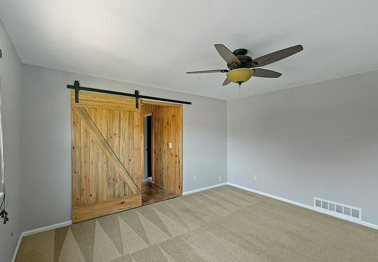 4635 W 63rd Pl — Photo 13