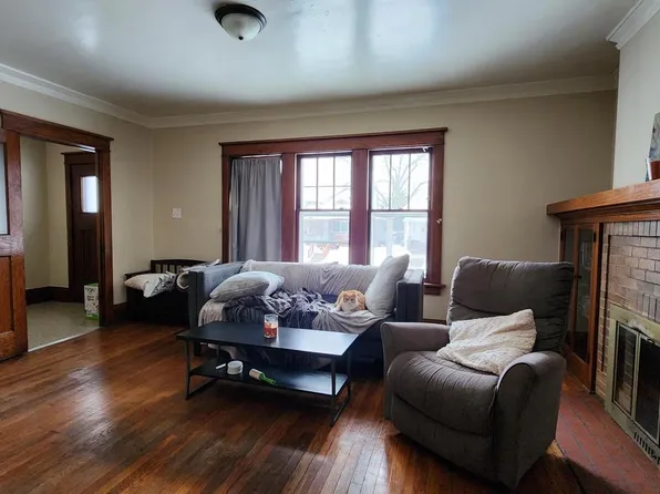 2945 North 36th STREET, Milwaukee, WI 53210