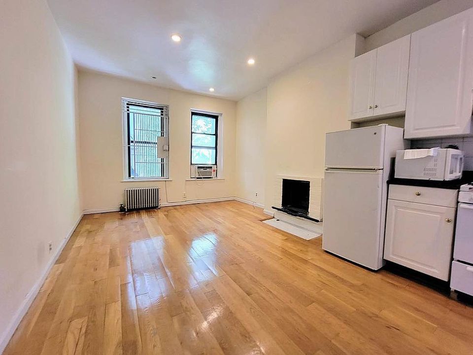 1st image of 309 E 37th St #2P