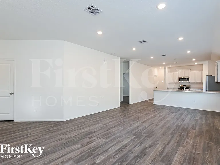 18442 Summit Ranch Dr — Photo 5