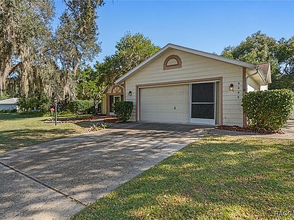 4th image of 3059 N Chandler Dr