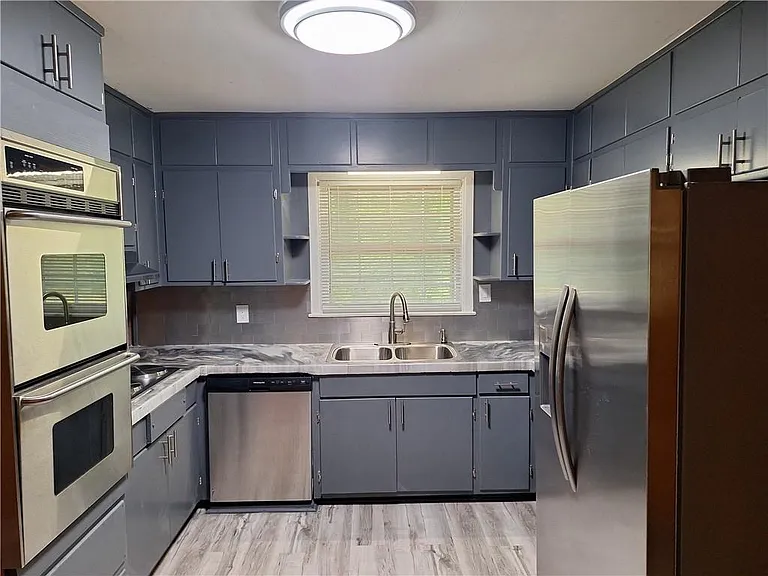 4609 Hopewell Rd — Photo 10