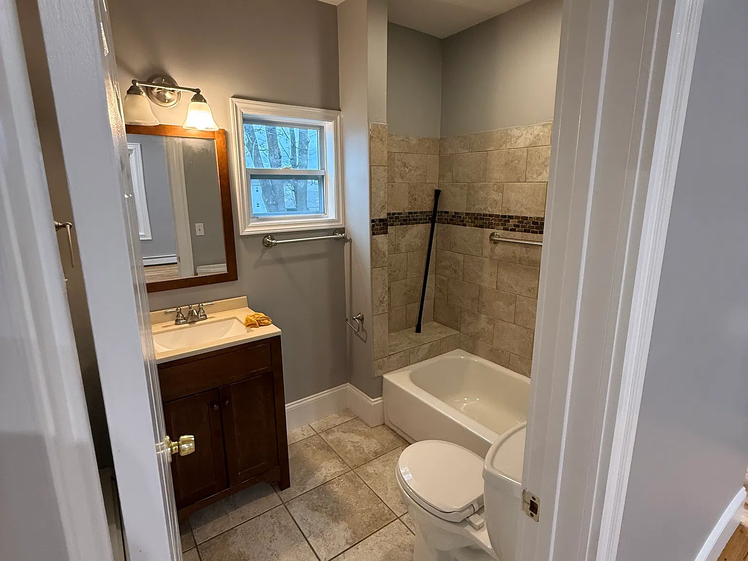 1 bed, 800 sqft, $1,500 — Photo 3