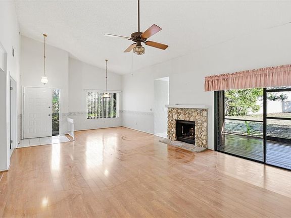 5th image of 519 Stanton Pl