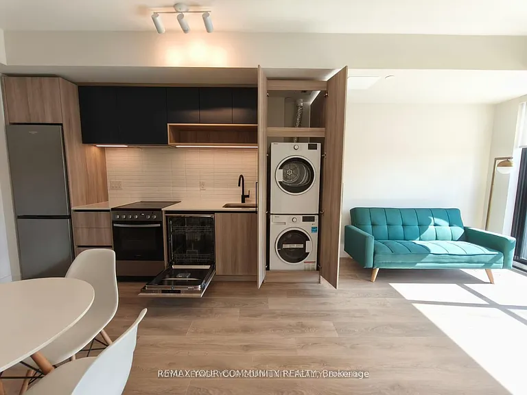 181 Sterling Rd #809 — Photo 4