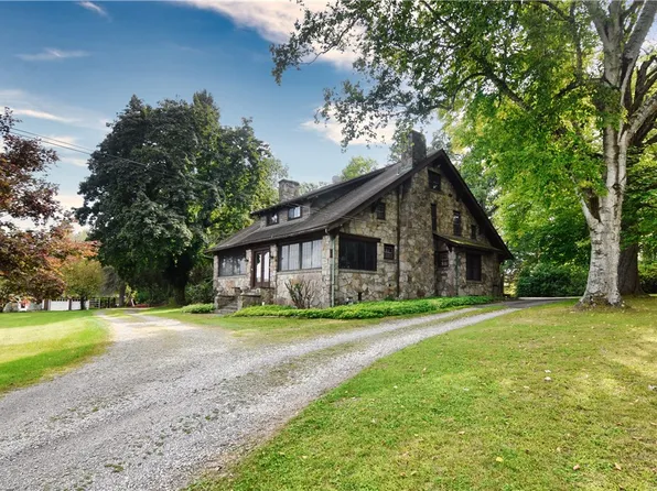 3765 SE State Route 257, Seneca, PA 16346
