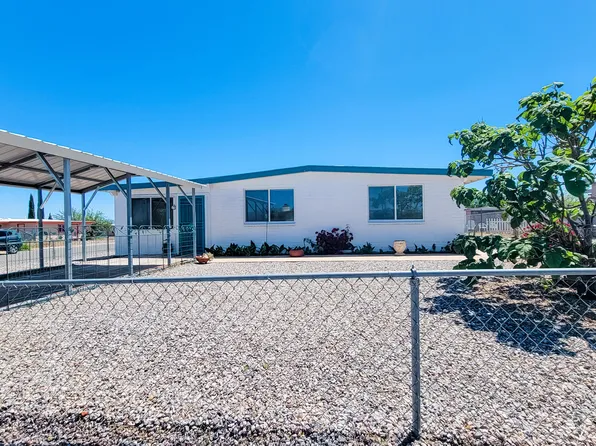 722 N SKYLINE Drive, Huachuca City, AZ 85616