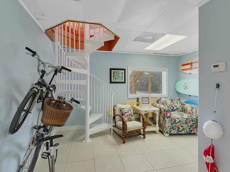9470 Doubloon Dr — Photo 19