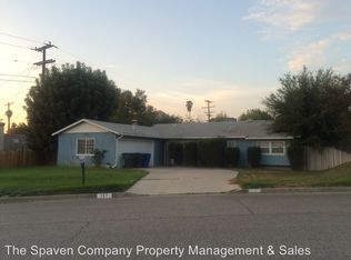 137 E Shady Grove Dr, Riverside, CA 92507