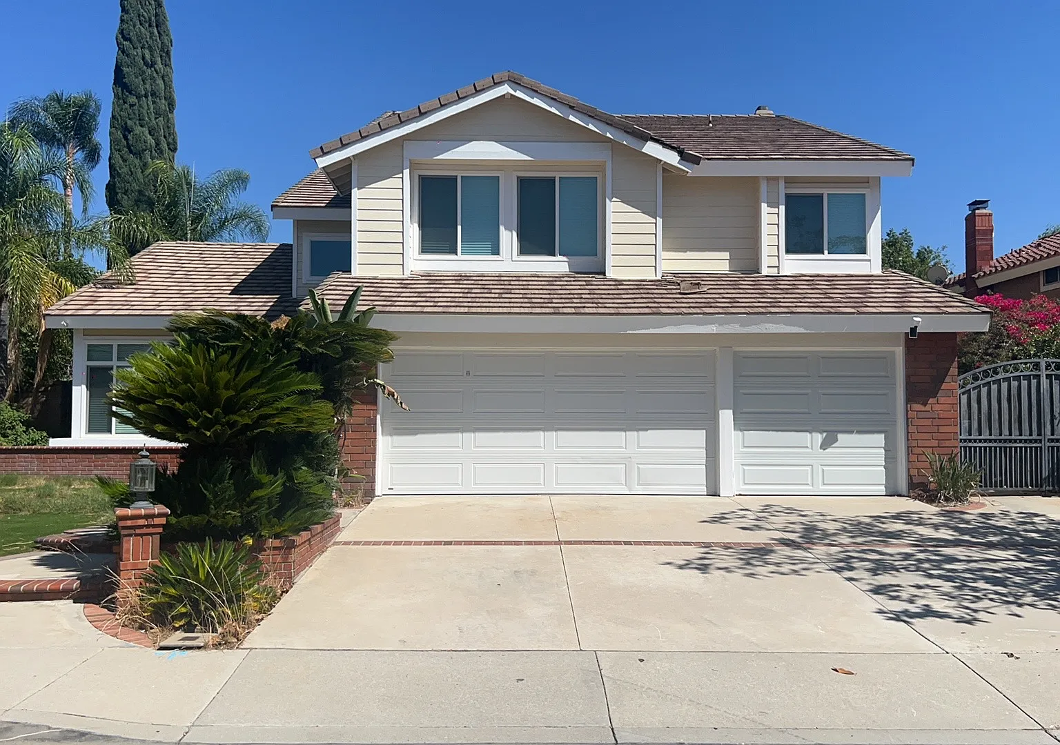 4 bed, 2601 sqft, $4,500 — Photo 1