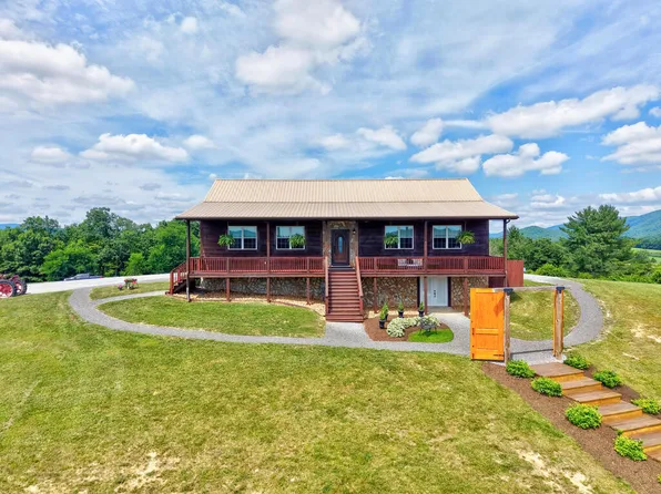 639 Wagon Wheel Rd, Elk Creek, VA 24326