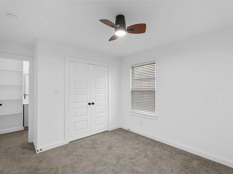2217 Sayle St #B — Photo 11