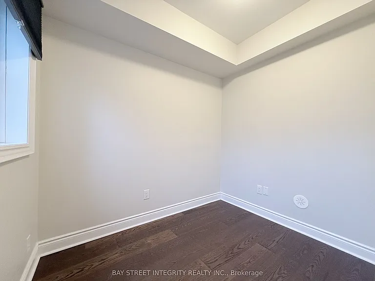 2160 Trafalgar Rd #3 — Photo 28