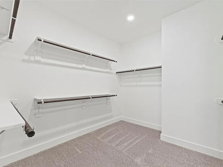1707 McCrae Hill Ct — Photo 30