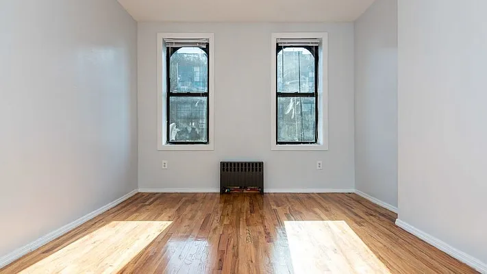 Rented by Rennit Inc. | media 14