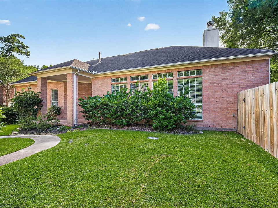 3117 Cedar Knolls Dr