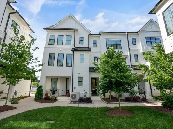 1501 Draper View Loop #105, Raleigh, NC 27608