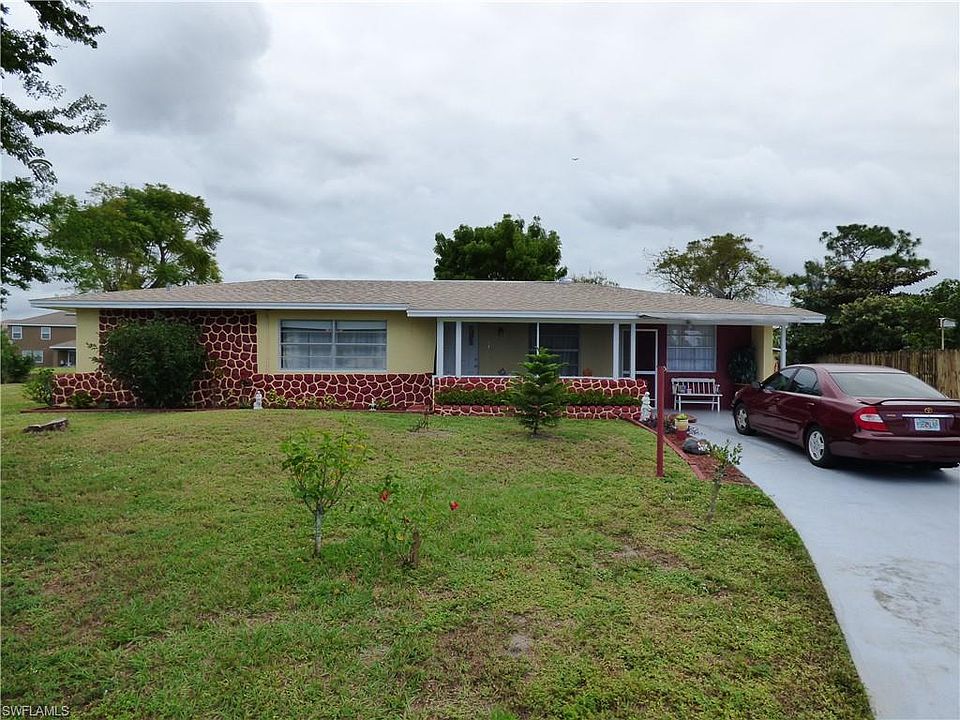 1st image of 454 Valley Dr