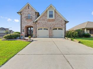 17130 Palm Ridge Dr, Diberville, MS 39540