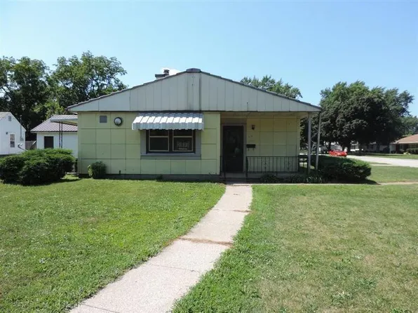 315 E Ray St, Kentland, IN 47951