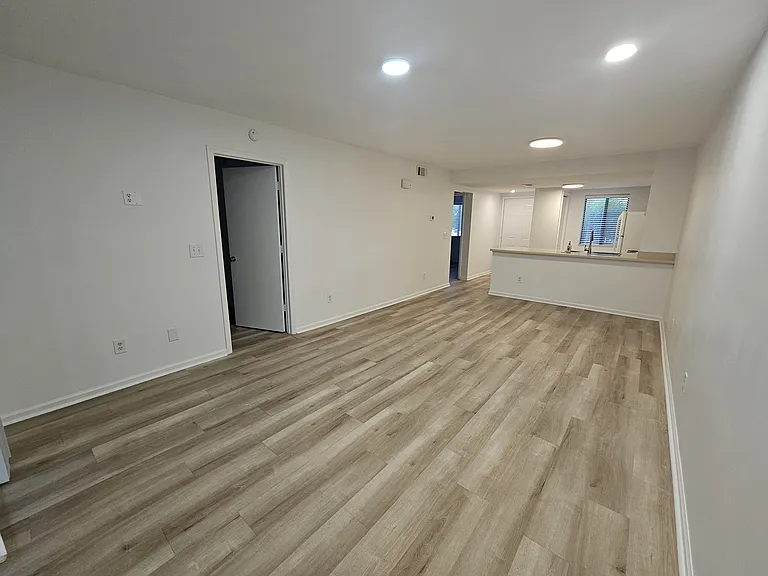 3659 Saint Johns Ct #A — Photo 10