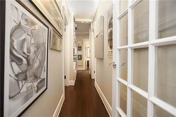 Sold by HF International Realty Ltd | media 22